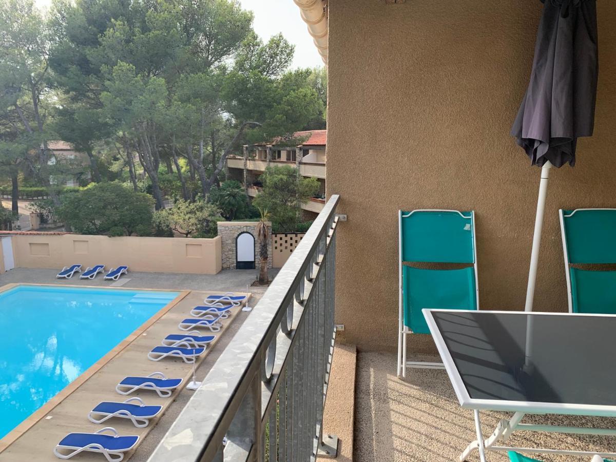 Les Appartements De La Marina Sanary-sur-Mer Dış mekan fotoğraf