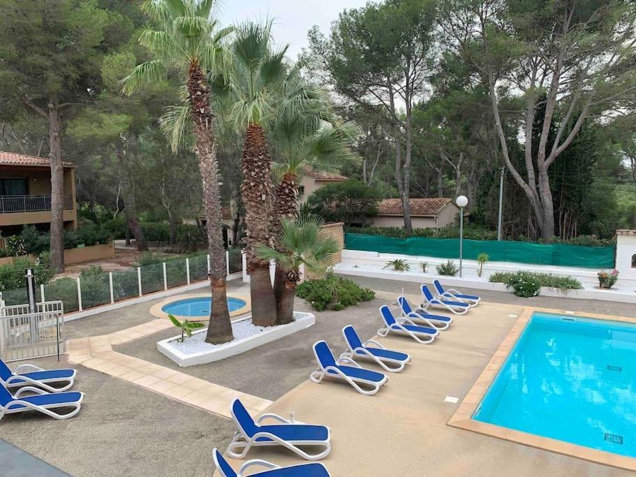 Les Appartements De La Marina Sanary-sur-Mer Dış mekan fotoğraf
