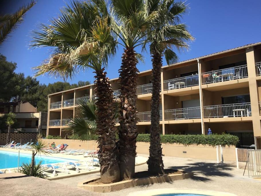 Les Appartements De La Marina Sanary-sur-Mer Dış mekan fotoğraf