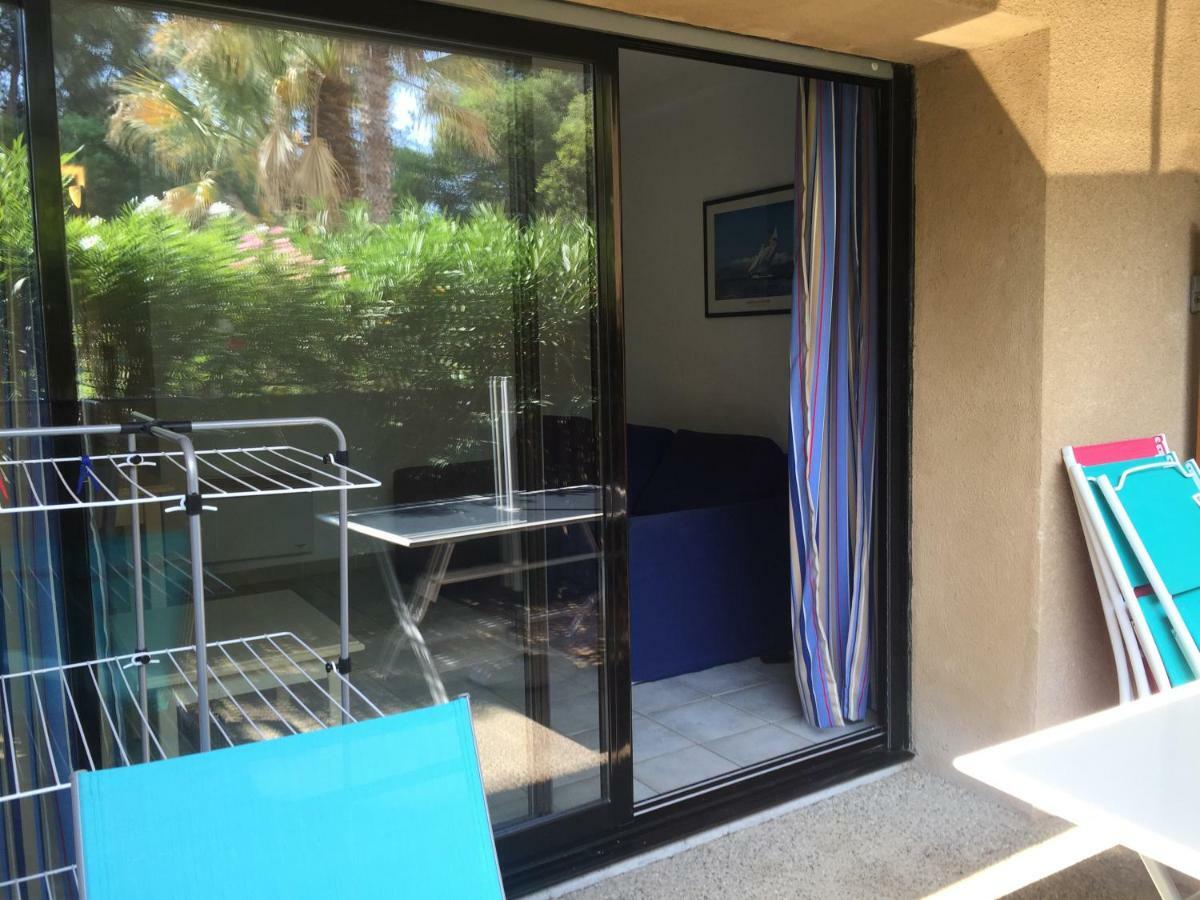 Les Appartements De La Marina Sanary-sur-Mer Dış mekan fotoğraf
