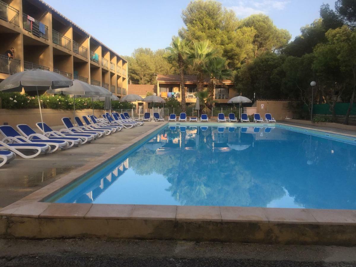 Les Appartements De La Marina Sanary-sur-Mer Dış mekan fotoğraf